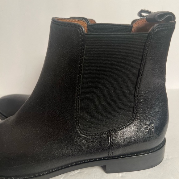 Frye Boots 7.5 Black Leather Pull On Booties Moto Classic Cottagecore Boho - Picture 10 of 12